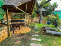 Bali at Scenic Haven Lodge in Hartbeespoort Hotels in der Nähe von Pumba Signs