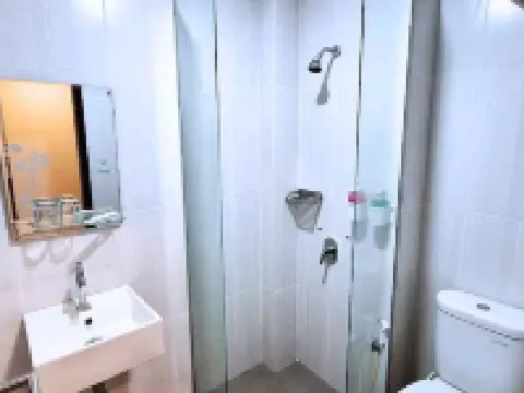 Hyper Inn Hotels in Andir