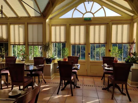 Arundel Park Hotel Отели в г. Аран Дистрикт