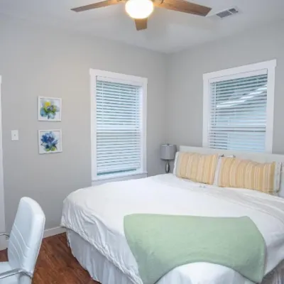 Remodeled Modern 1Br/1ba Apt #1 Near Downtown Hotels near Belmeade Park