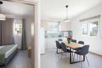 Peponas Residence