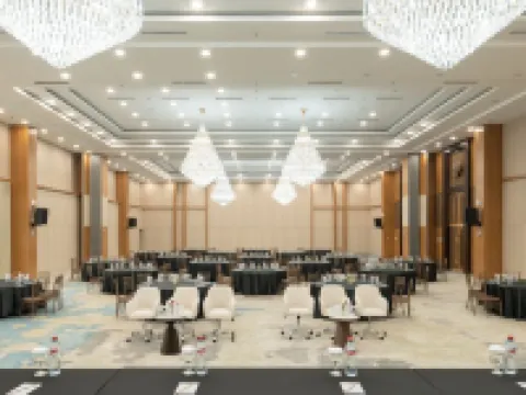 Myze Hotel Sumenep Hotels in Sumenep