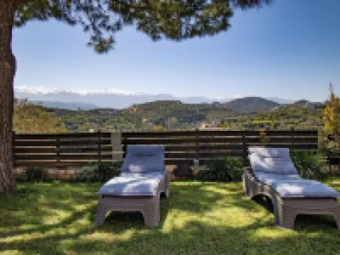 วิลลา อนาโตลี โรงแรมในStalos