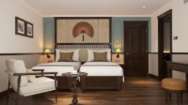 Halong Lyra Grandeur Cruise