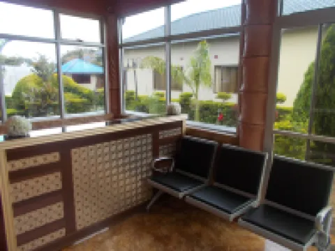 シェマ ゲスト ロッジ