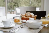 Ideal Sejour Cannes - Stylish Boutique Hotel with Quiet Garden Hotels in Le Cannet