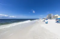 Lighthouse Condos by Hosteeva Các khách sạn ở Bãi biển Gulf Shores