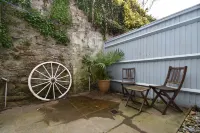 Honey Cottage
