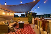 Old Town North Jewel! Near Breweries and River!