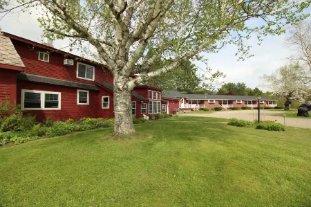 Coho Inn & Motor Lodge Отели в г. Уэстон