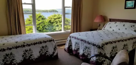 St Ann's Motel & Cottage