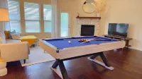 55% off special Monthly price/New remodel/6 rooms/4 bathrooms/Business welcome
