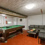 Huswell - Holiday Home Along the Canal with Great Views