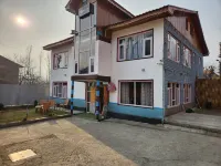 New Relax Inn