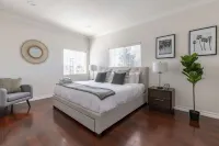 Chic & Cozy Home - Perfect Southern California Getaway Hotels in South San Gabriel