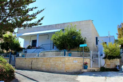 Tzionis Petroktisto Holiday Stonehouse Hotels in 