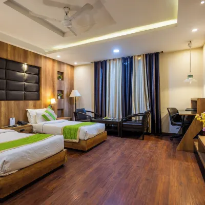 Hotel di Arch Lucknow Hotels near Plumaria garden