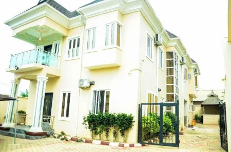 LUXE APARTMENTS Отели в г. Адо-Экити