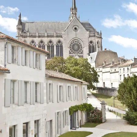 Hotel le Saint Gelais