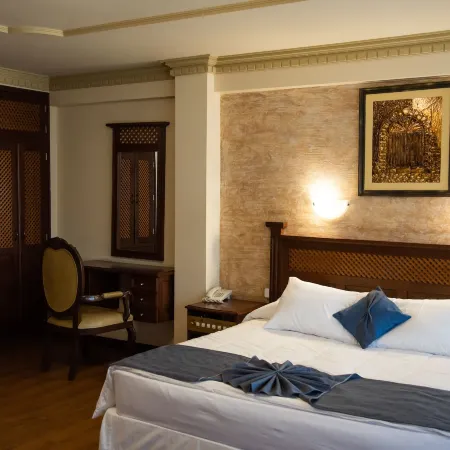 Avanti Hotel & Convention Center