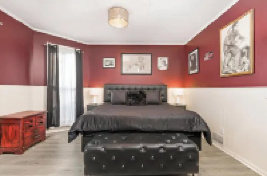 Beautiful 3 bedroom uniquely designed home for small to large families! Pets ok!