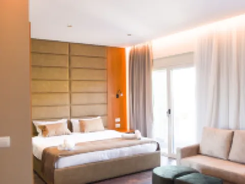 Olivia's Hill Resort Hotels in Golem