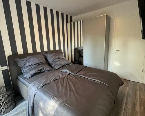 NEW - Exclusive hideaway on Lake Plessow Hotels in Werder