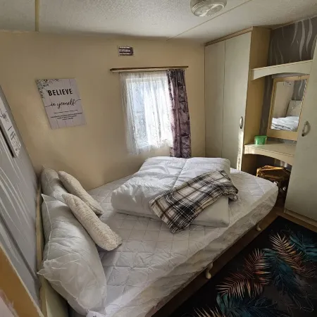 Ingoldmells -Caravan- Sleeps 6 - Seaside - Parking