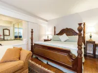 The Villa Bed and Breakfast Hotels in Westerly