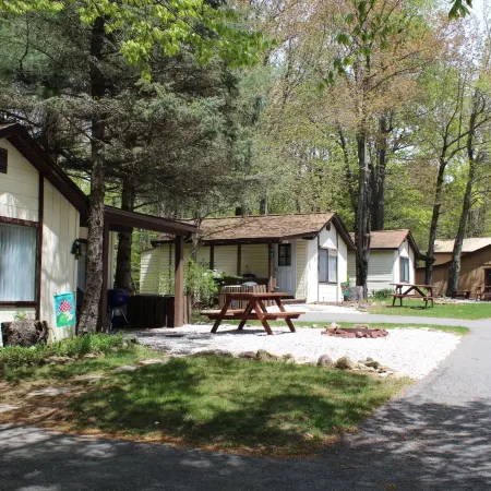 Hemlock Campground and Cottages