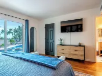 Desert Skies - Beautiful private Tucson home with great mountain views &  pool Hotels in Tanque Verde