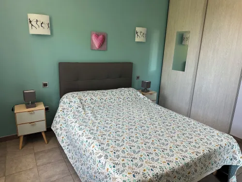 Uzès : l'Olivier Apartment in a Farmhouse 10 Minutes' Walk from the Town Center