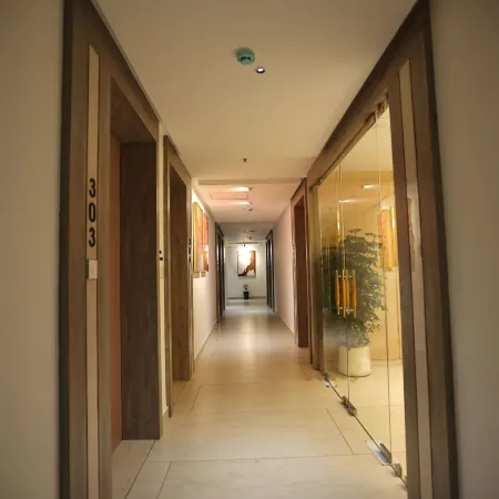 Le Prestige Residency