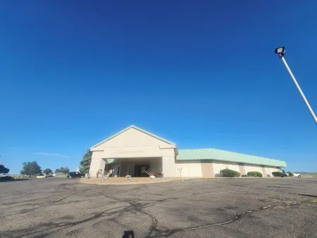 Ramada by Wyndham Sterling Отели в г. Logan County