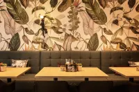 Holiday Inn - the niu, Crusoe Bremen Airport by IHG - 3-Star