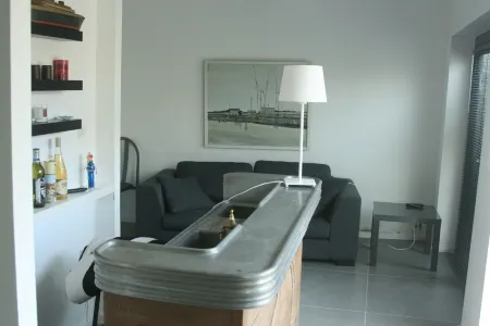 Character house downtown, quiet street, near castle, harbor Отели в г. Нуармутье-ан-Л'Иль