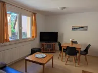 Separate vacation apartment close to the sea (800m) in Wustrow, quiet central location, WLAN
