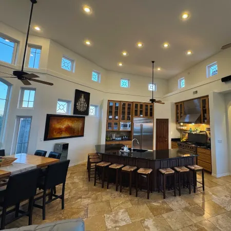 Luxury Lakefront Property and Wedding Venue Отели в г. Гудзон Бенд