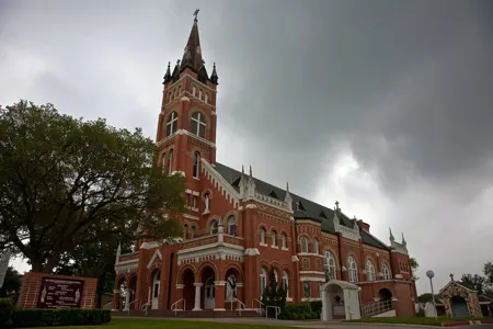 The Barta bungalow in Shiner