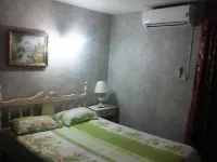 COMFORTABLE APARTMENT WITH BEDROOM, LIVING ROOM, KITCHEN