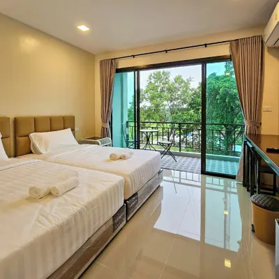 Top Place Hotels near Thongsomboon Club