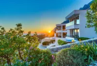 Breathtaking luxury villa 400m2 Amazing View Infinity Pool Whirlpool Sauna Hotel a Bast