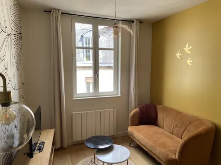 Le KEMPER - Beautiful apartment in the historic center of Quimper - New! Отели рядом со станцией GARE SNCF RAILWAY STATION