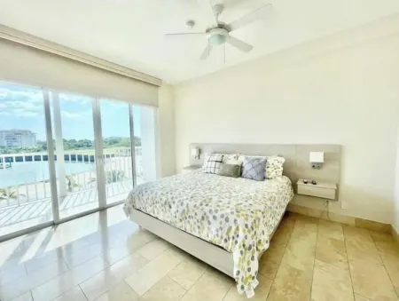 Fine 2 Bedroom apartment Отели рядом с достопримечательностью «Playa Blanca»