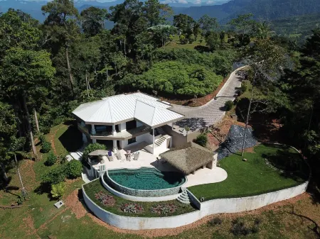 Incredible Views of the Pacific - Year round sunsets!