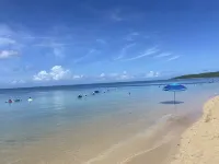 ! 8 minutes from the beach and tourist sites! Comfortable and central house.