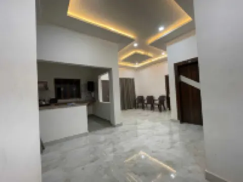 菠羅奈斯阿卡什甘加民宿