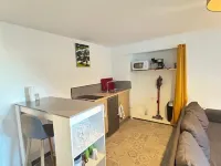 T1 à Louer Centre Ville de Guéret Pouvant Accueillir 4 Personnes Hotels in Gueret