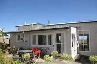 Magical Beach Kiwi Bach Các khách sạn ở 