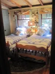 Charming Cabin Lake Rights, Private Dock 3 bedroom, 2 bath. Sleeps 7.